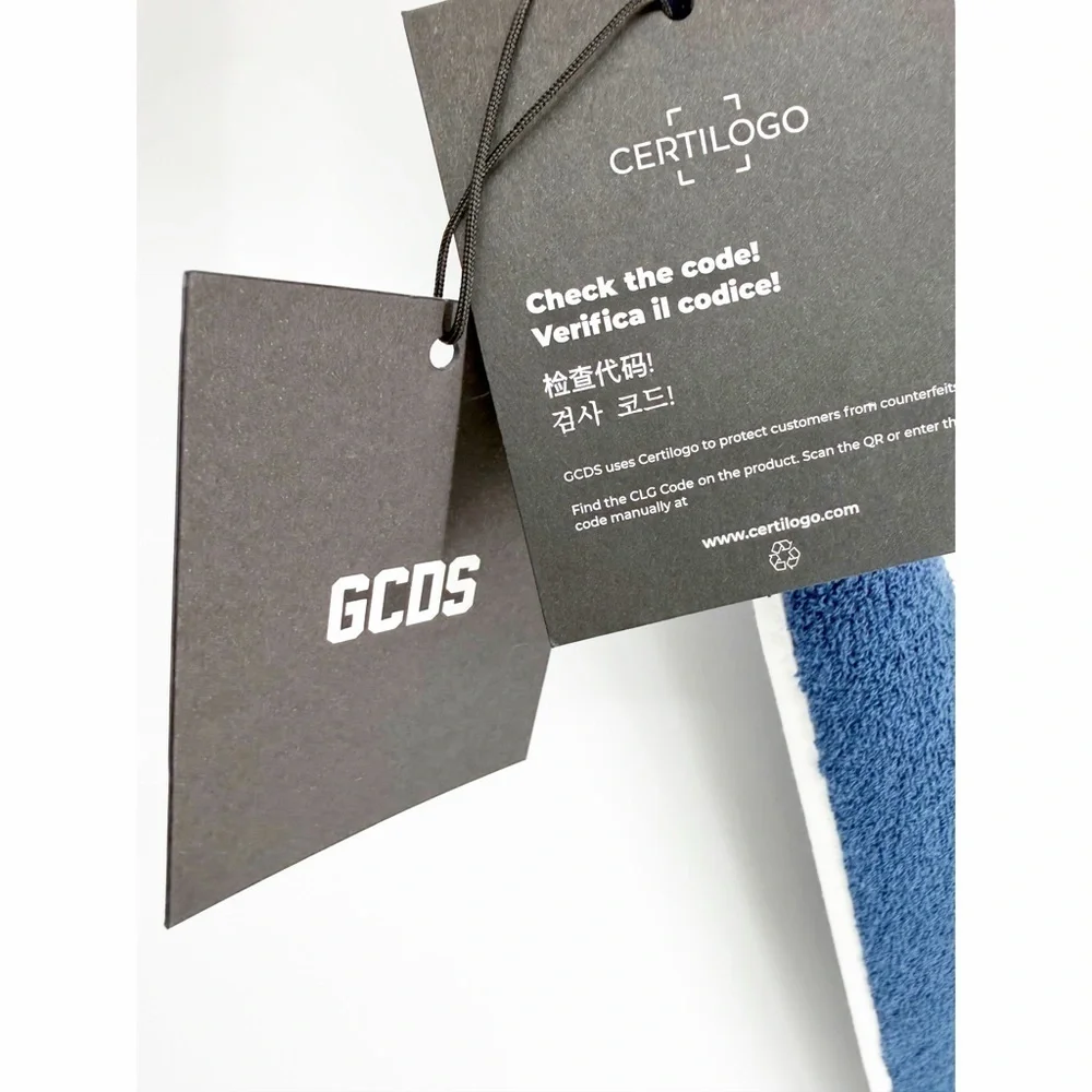 NWT GCDS Logo Print Cotton Beach Towel